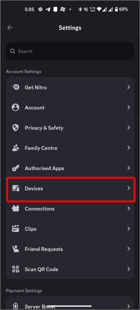 Opción de dispositivos de apertura en Discord