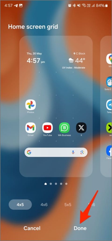 Cambiar aplicaciones Tamaño de la cuadrícula de pantalla en una UI 6.1 en Samsung Galaxy Teléfono