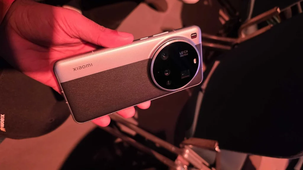 MWC 2025: Xiaomi 15 Ultra llega con la cámara Leica y el alto precio