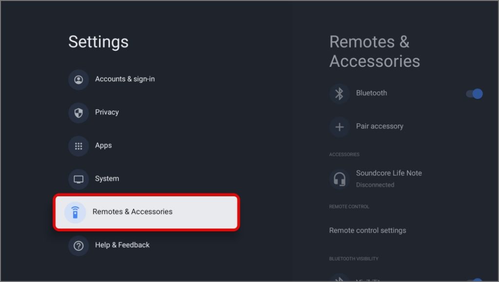 Menú de controles remotos y accesorios en la configuración de Google TV
