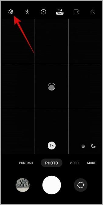 Abra la configuración de la aplicación de la cámara en el teléfono Galaxy