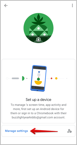 Apertura de la configuración de la cuenta infantil en el enlace familiar de Google